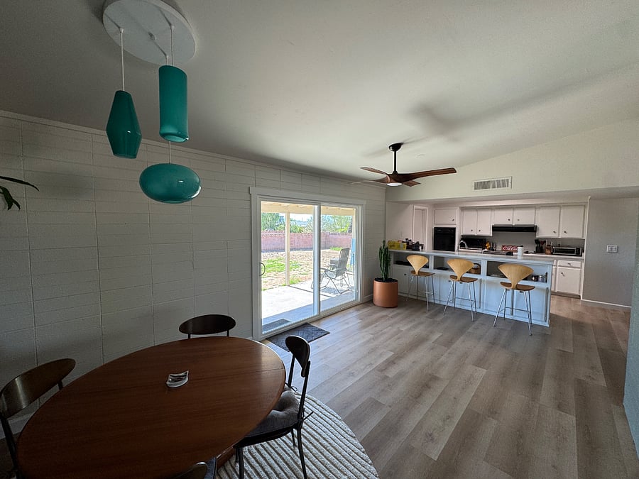 Dining Room, open area, eat-in kitchen bar top.