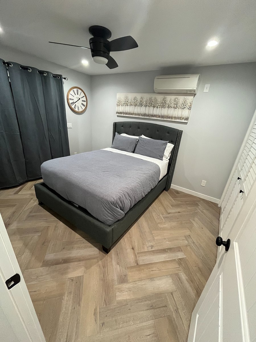 Queen Bed
