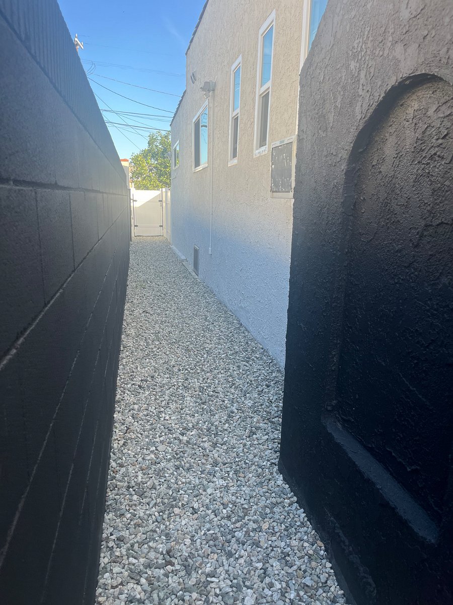 Private Left side entrance path Leading to rear