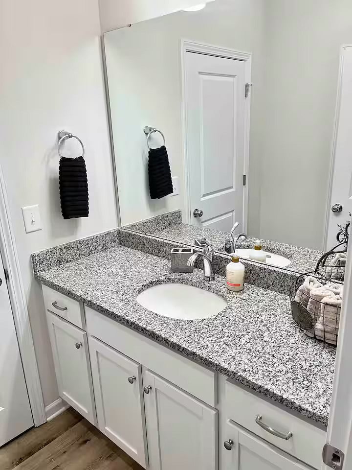 SHARED BATHROOM