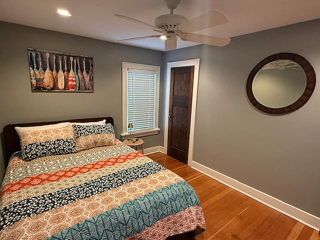 Bedroom 2 Queen