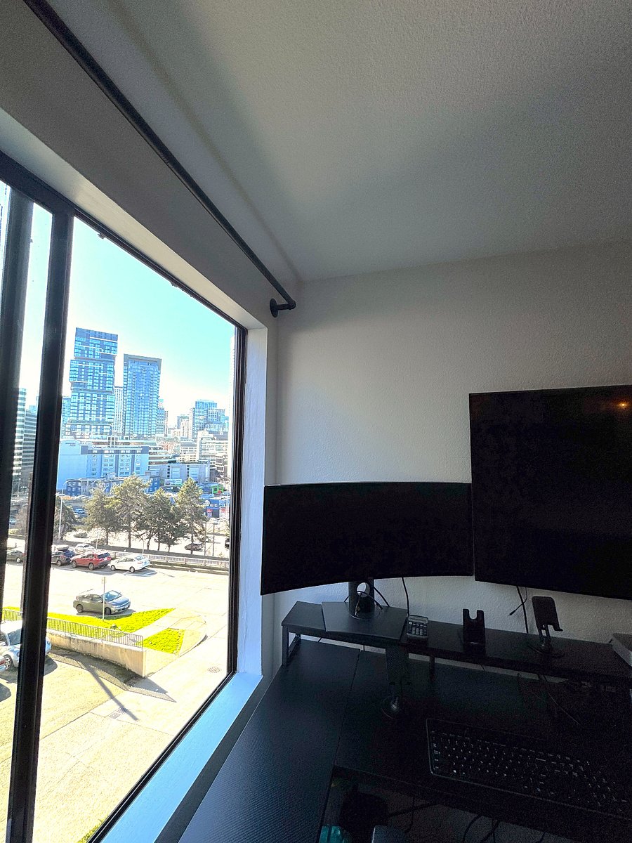 Curved monitor will not be present