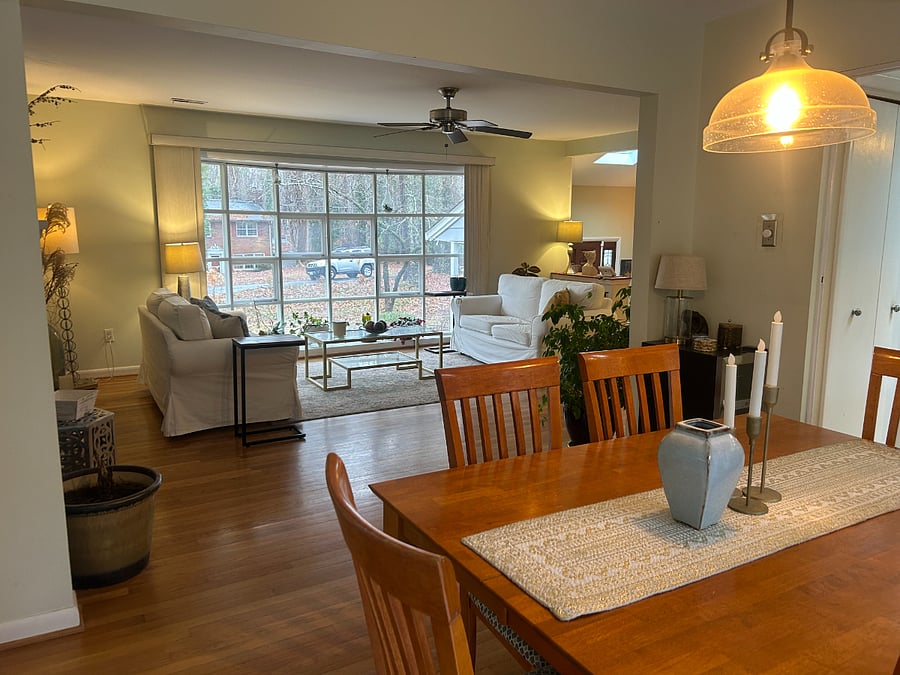 Living room/dining room