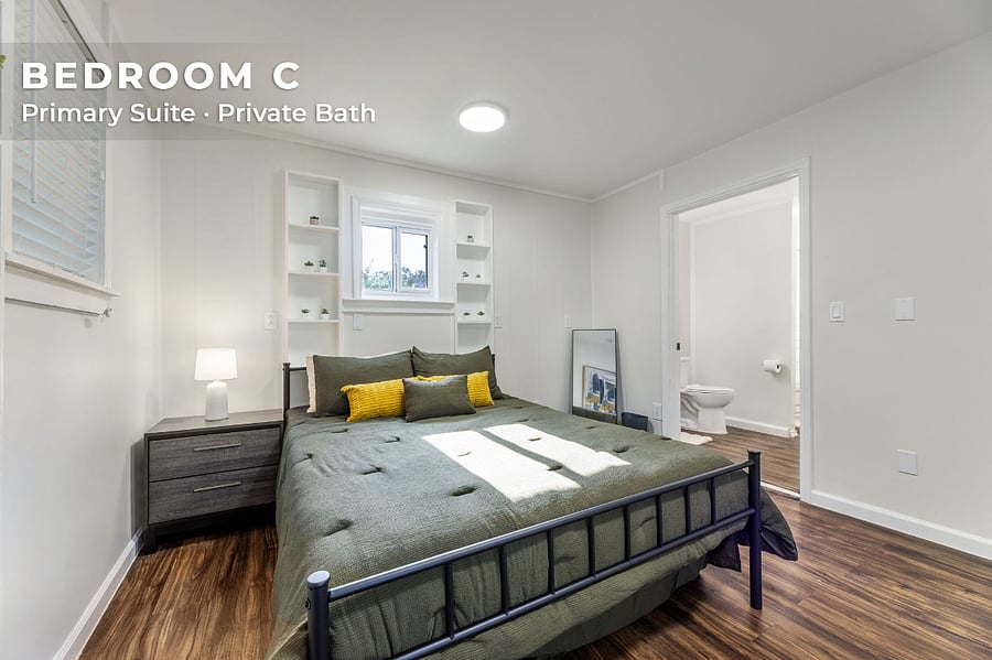 Primary Suite  Private bath  $1,095/month