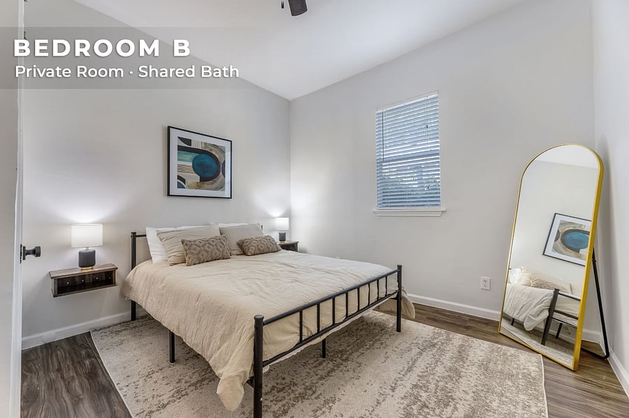 Private Room  Shared Bath  $895/month