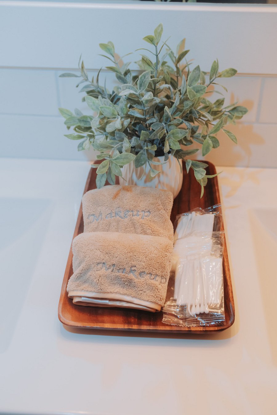 Some of the amenities of the hallway bathroom