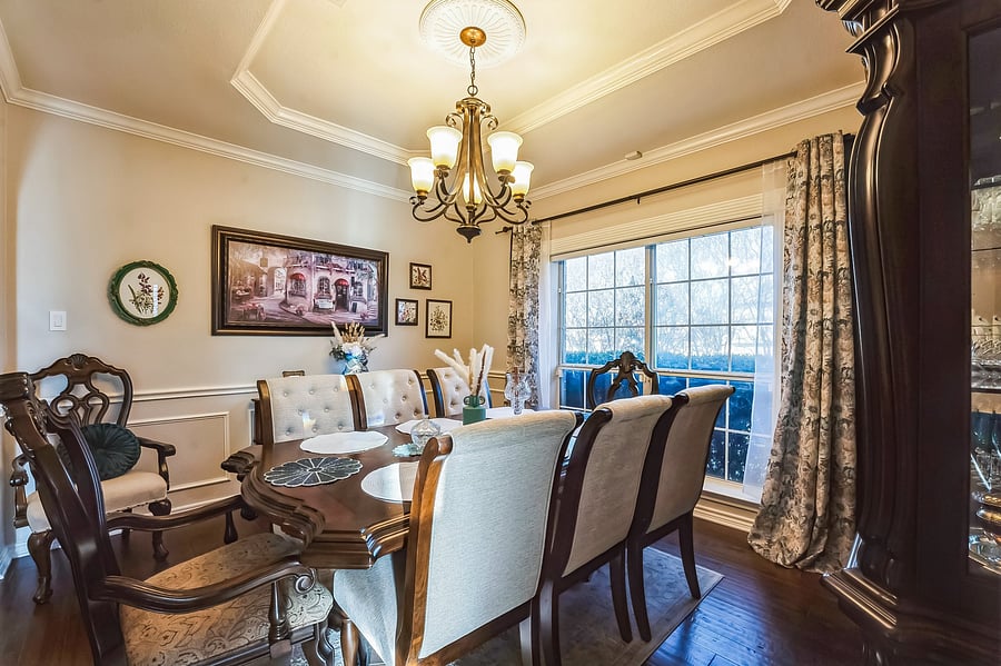 Formal dining room