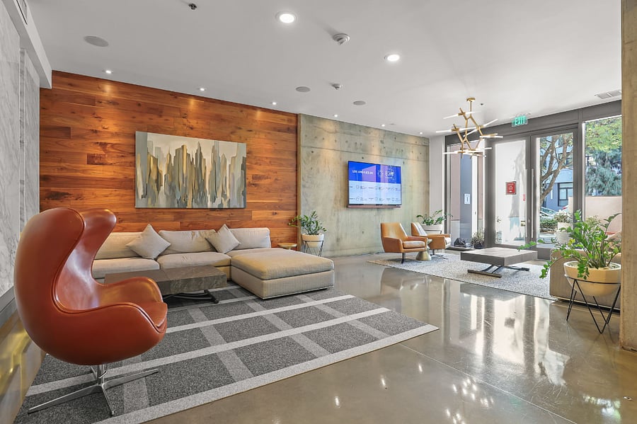 Sitting Area in downstairs lobby