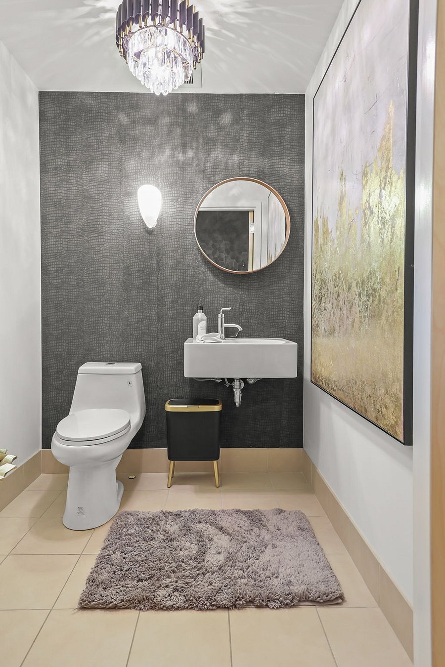Power Room for Guests