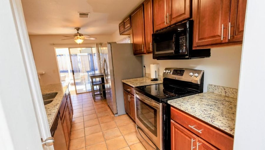 Furnished Finder property 963793_1 photo 6