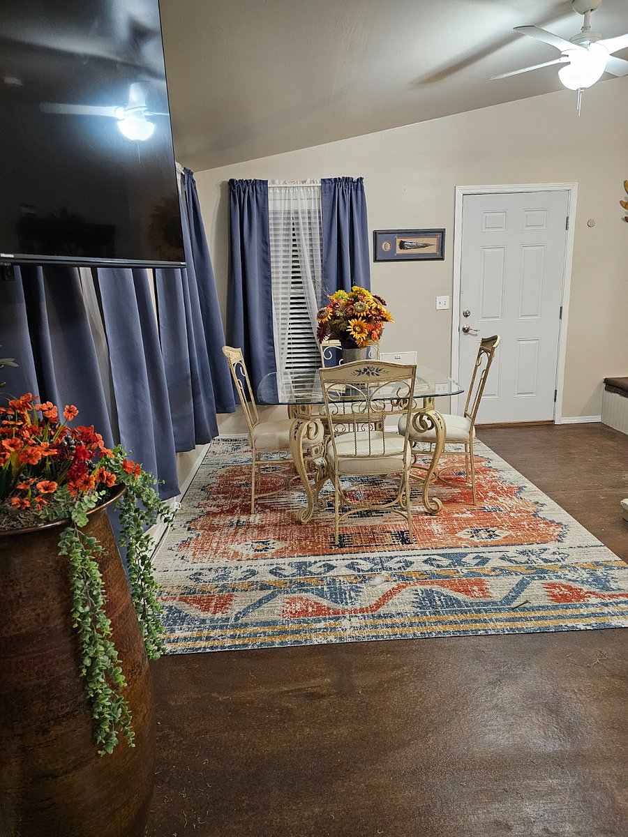 Bonus room dining area offering additional space for meals games or workspace during extended stays.