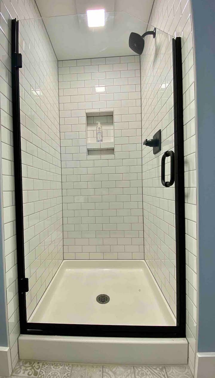 2nd floor bathroom