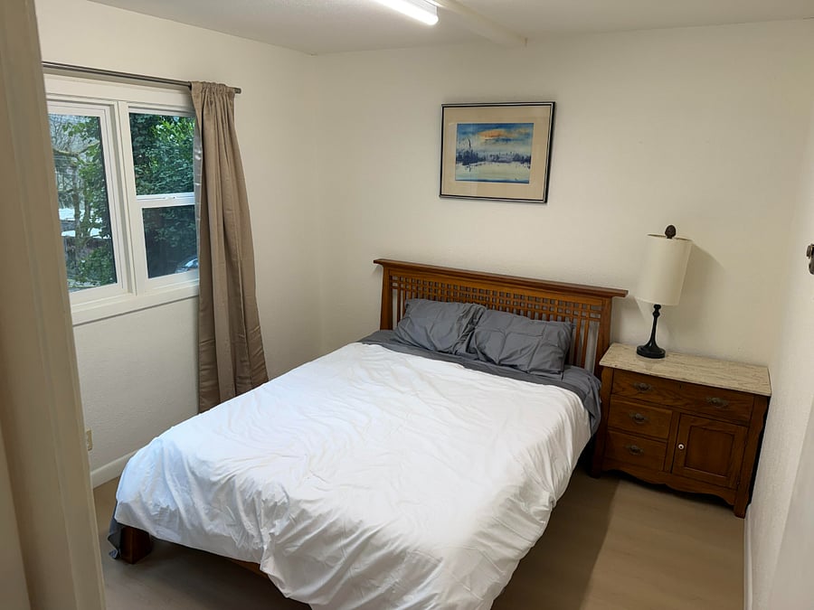 second bedroom