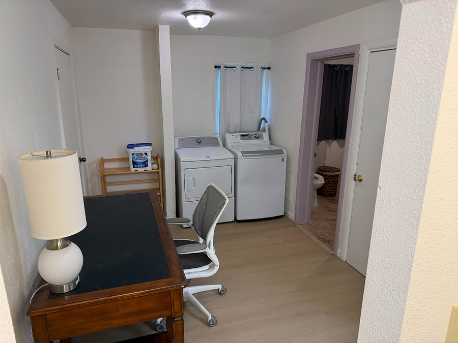 laundry room/office