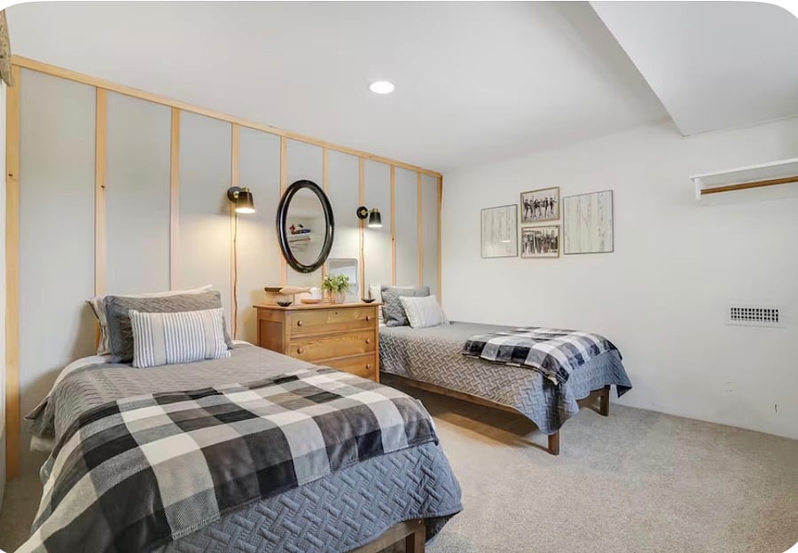 There is a Twin to King converter kit with all bedding upon request