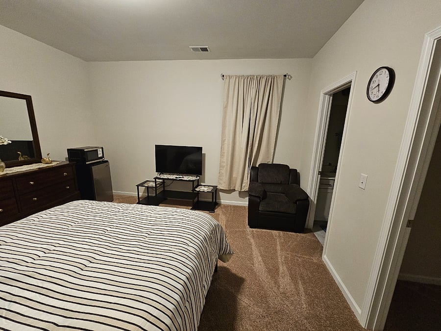 Furnished Finder property 963969_1 photo 3