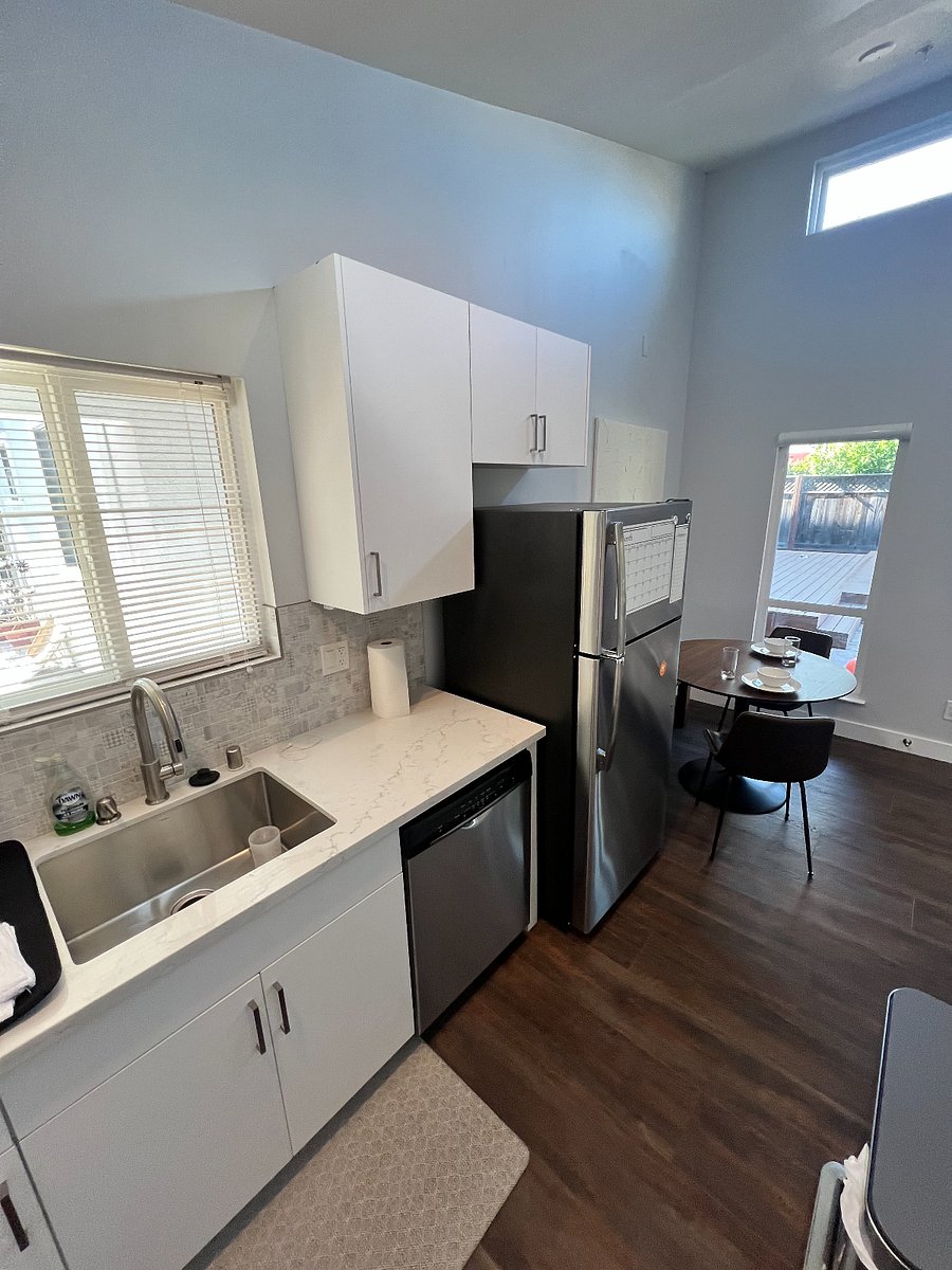 Kitchen/dining area