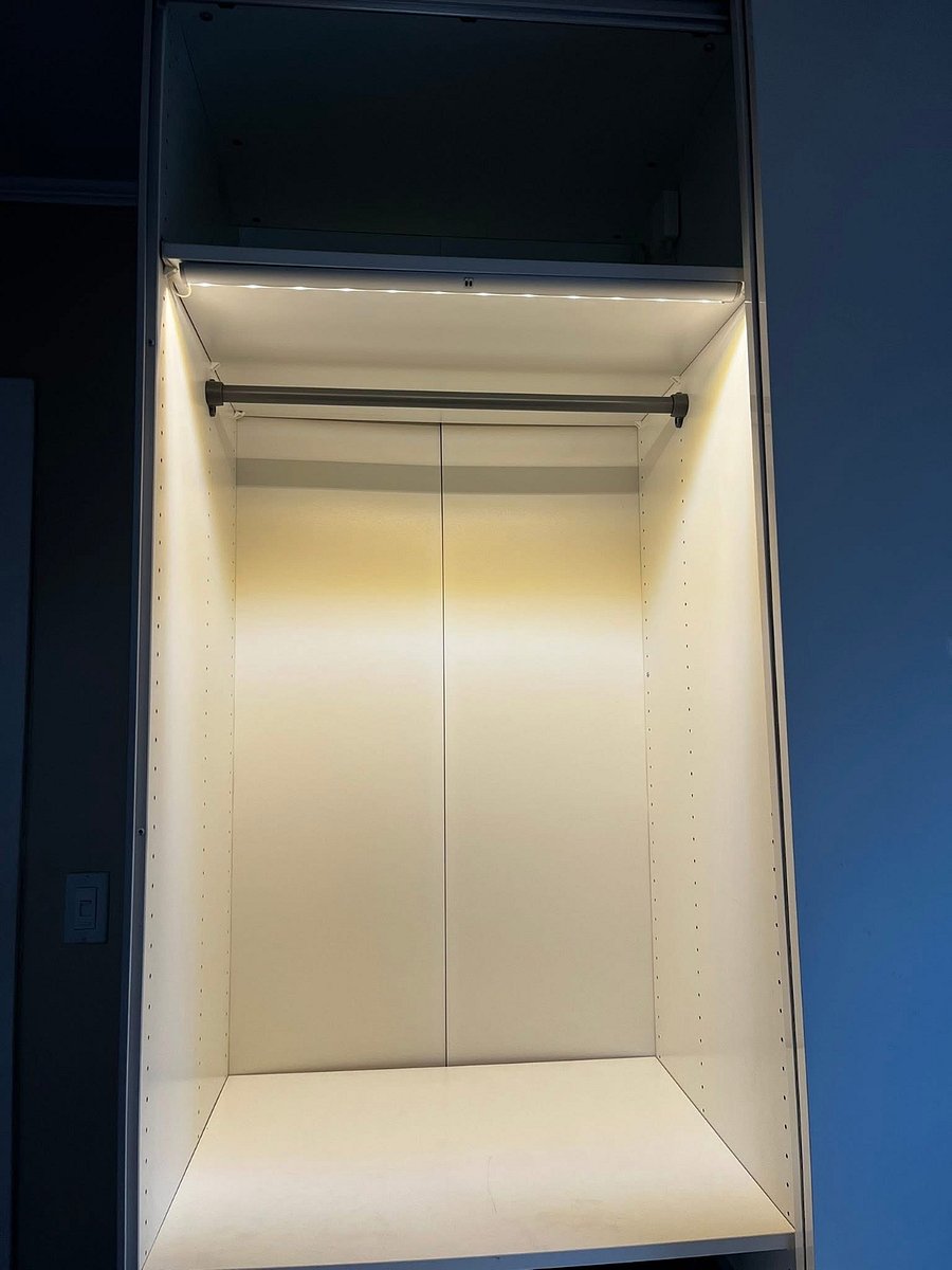 One side of the wardrobe (the other side is the same width)