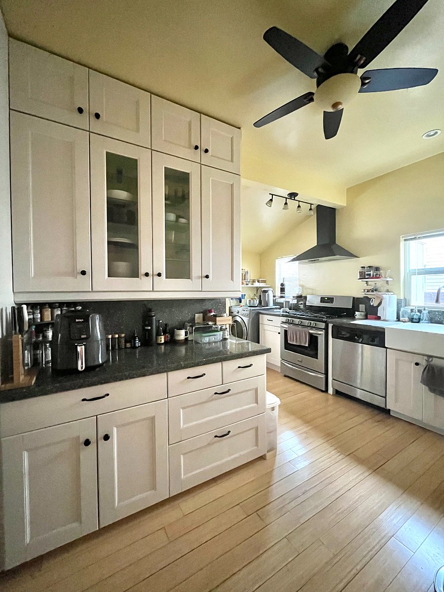 Kitchen with lots of counter space