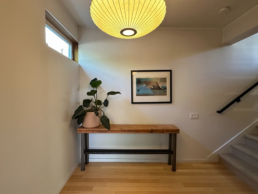 1st floor entry