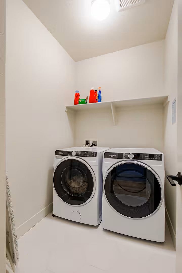 2nd Floor - In-Unit Laundry with brand new Washer/Dryer