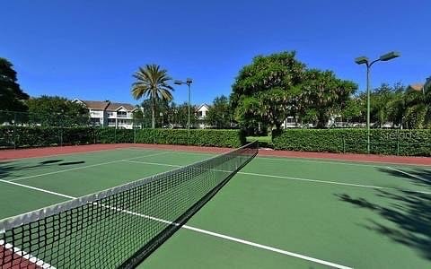 Pickleball/tennis court