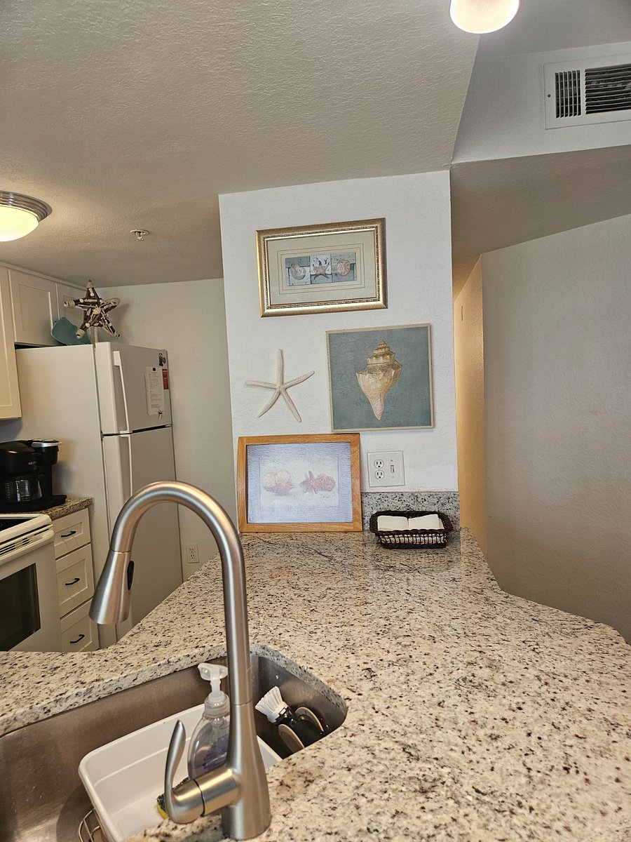 Coastal decor