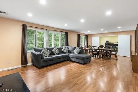 Furnished Finder property 964167_1 photo 3