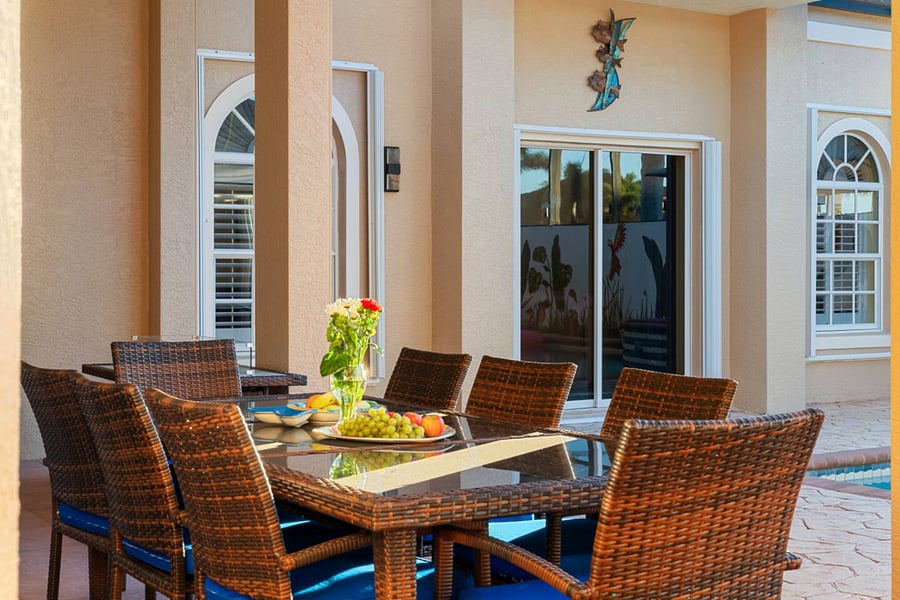 Outdoor dining table located in the courtyard.