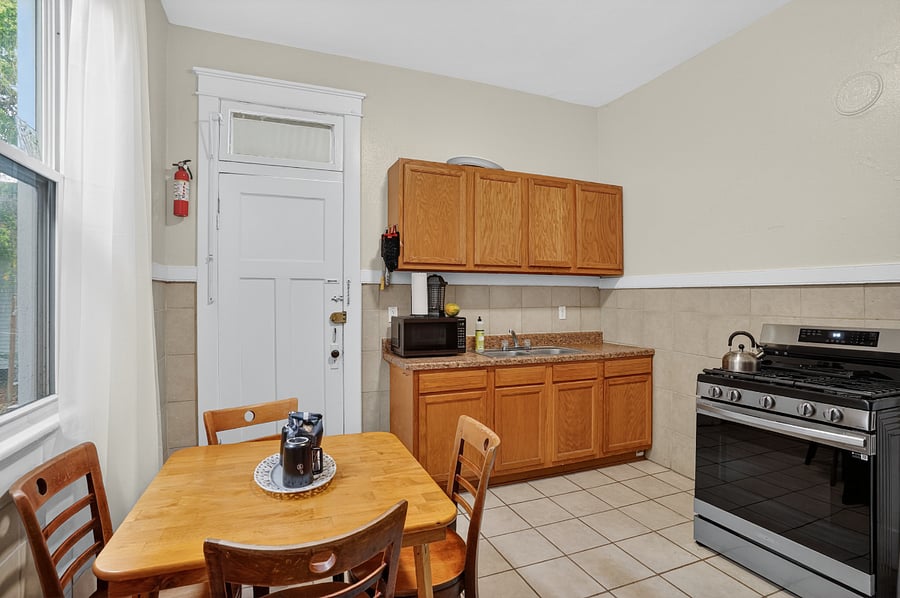 Full kitchen, stocked with essentials.