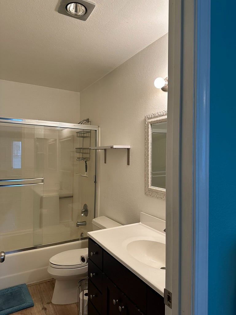 Primary Bathroom-upstairs