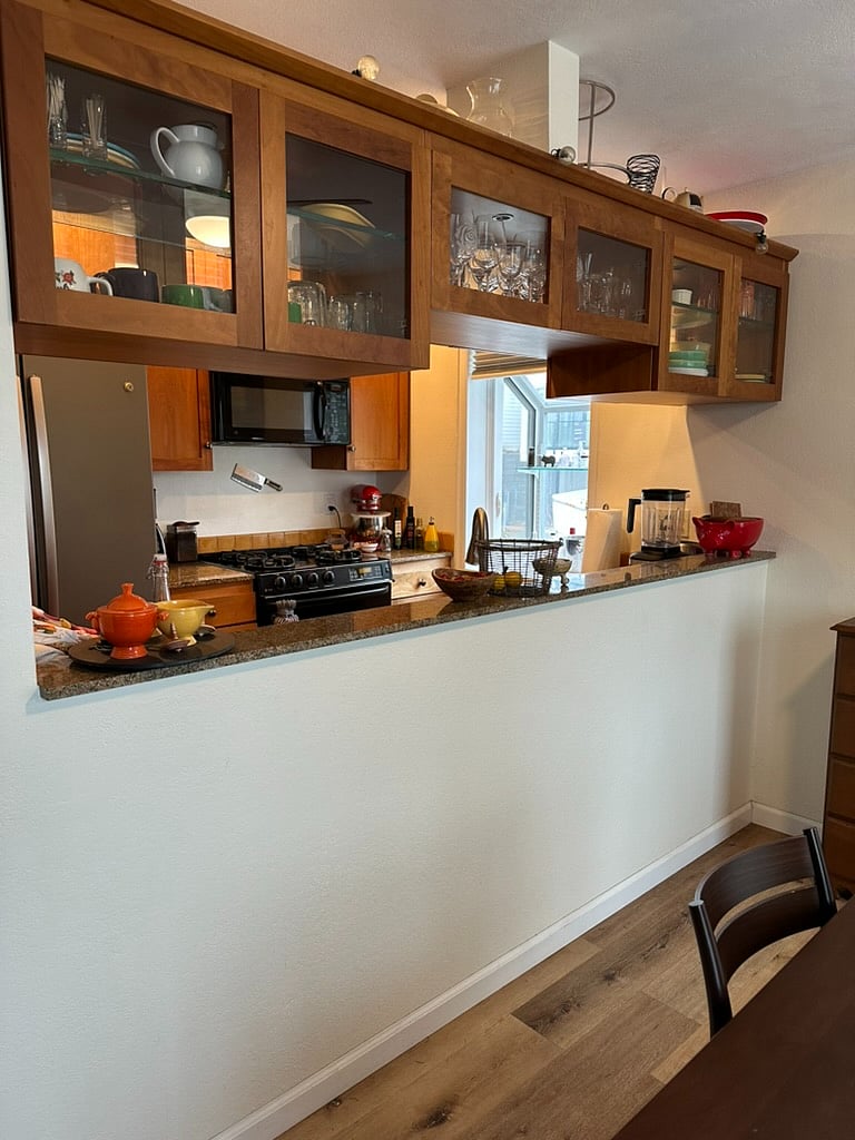 Dining into Kitchen-upstairs