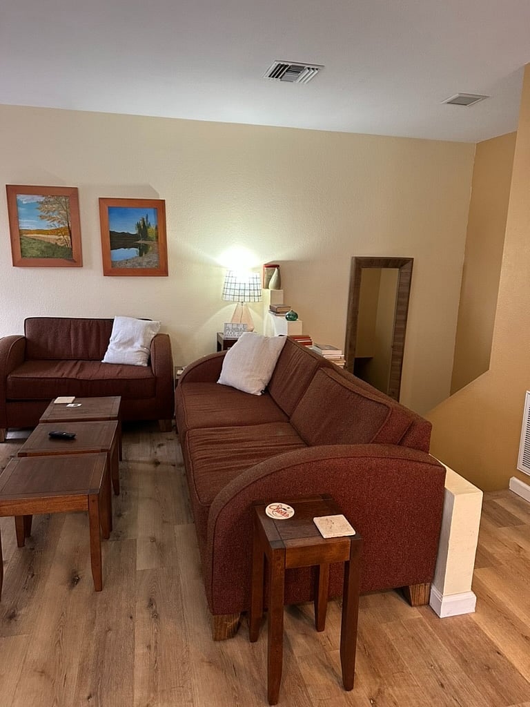 Livingroom-upstairs