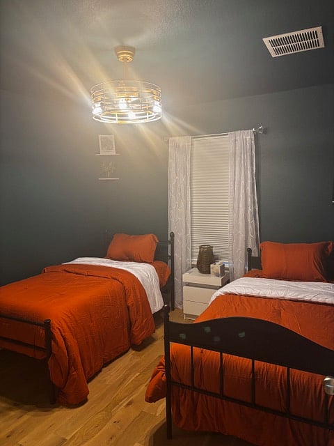 3rd bedroom with twin, daybed and trundle to accommodate 3 people