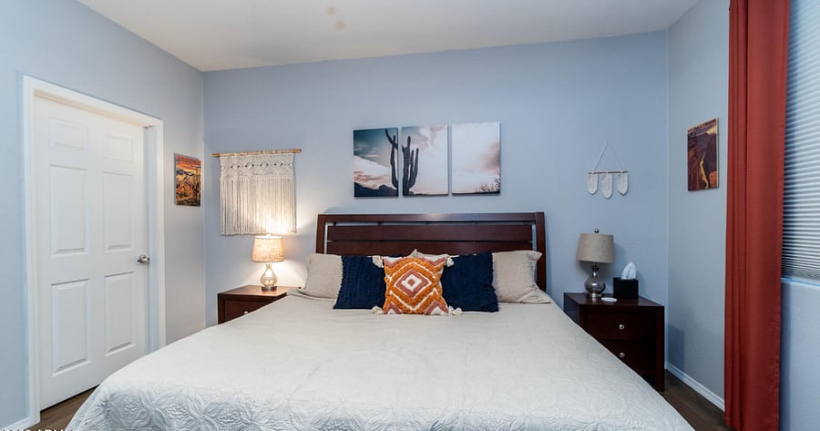 Master bedroom with en suite bathroom