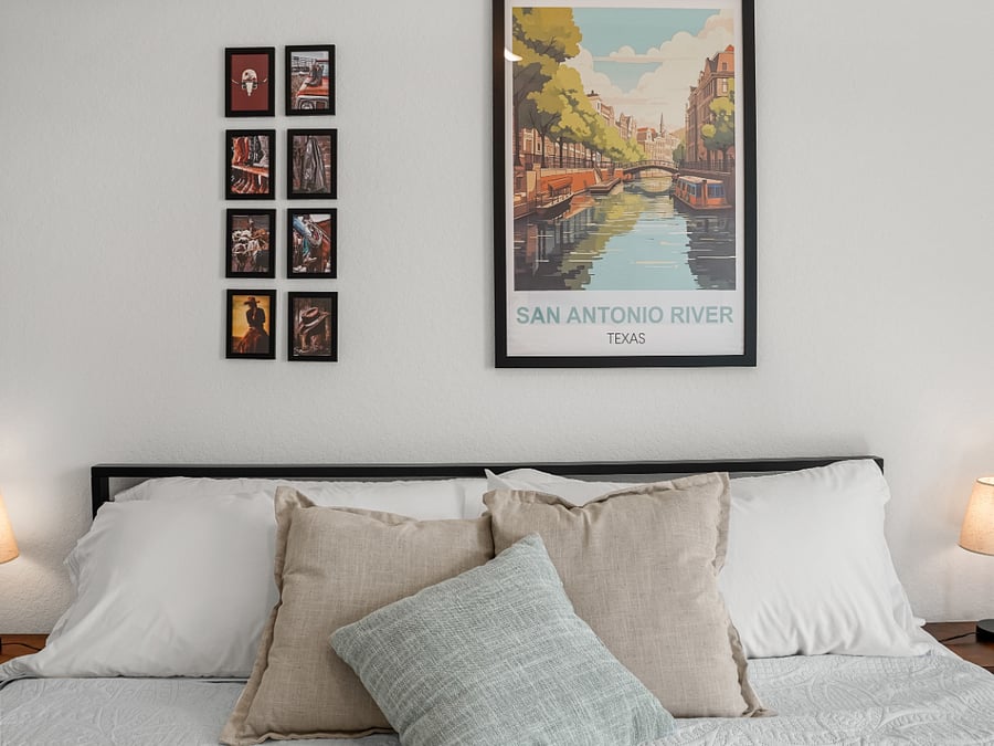 Inspired by the iconic San Antonio River Walk and the vibrant spirit of the citys world-famous rodeo, this king bedroom blends scenic charm with authentic Texas character.