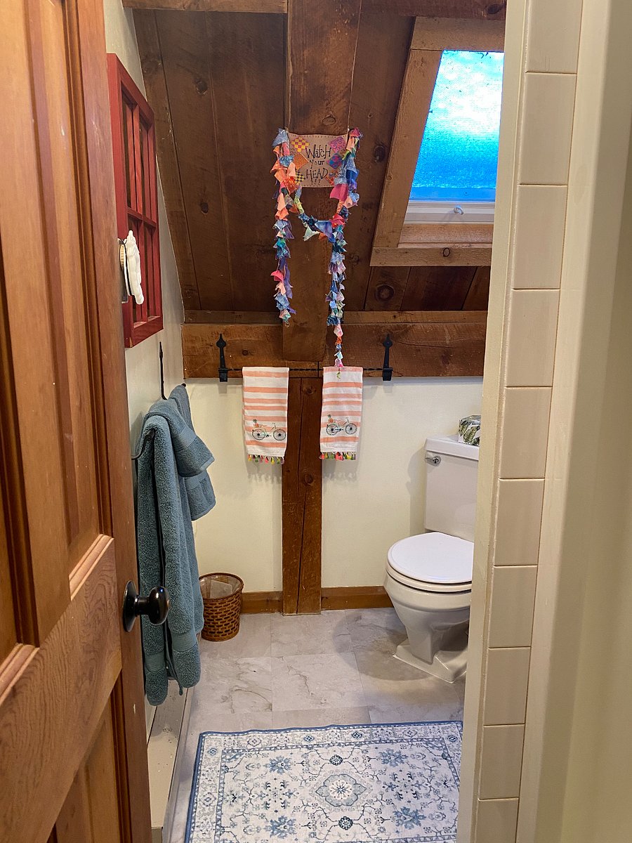 Upstairs bathroom