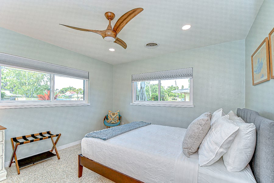 2nd Bedroom, Queen Bed