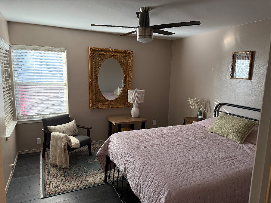 Second bedroom