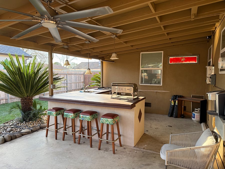 Outdoor kitchen