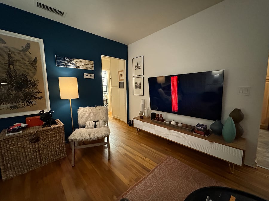 Smart TV Netflix Amazon Wifi included
