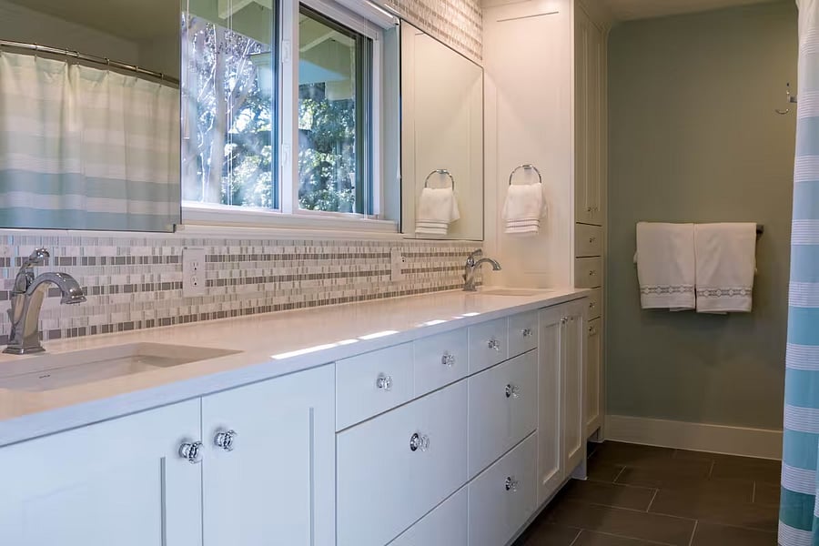Ensuite Master Bathroom