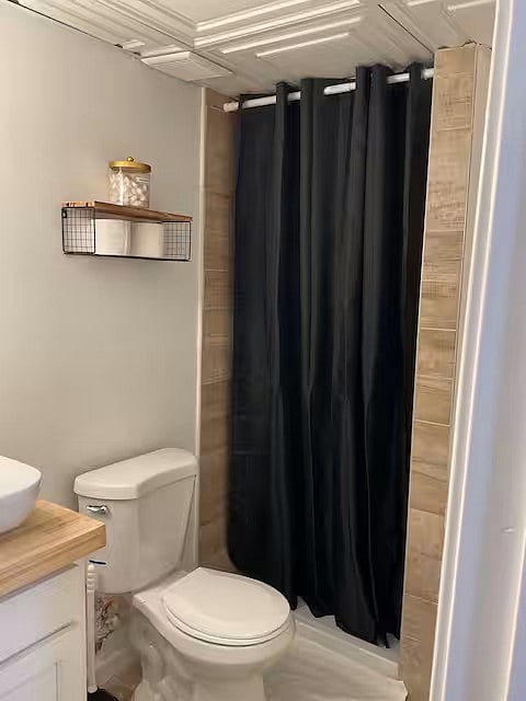Bathroom 2