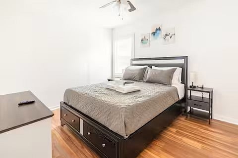 Queen Size Bedroom 3