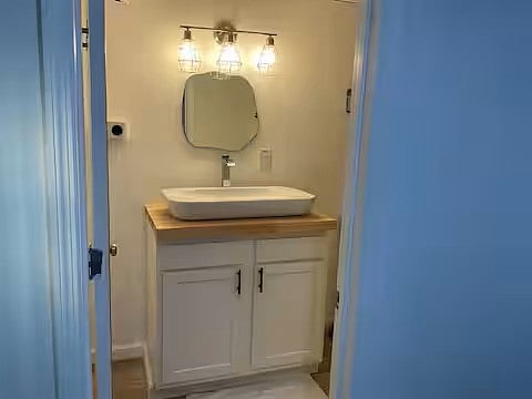 Private Entry Suite Bathroom
