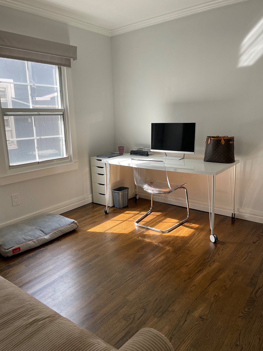 Bedroom 2- Converted to Office with Pull out couch that turns to full bed.