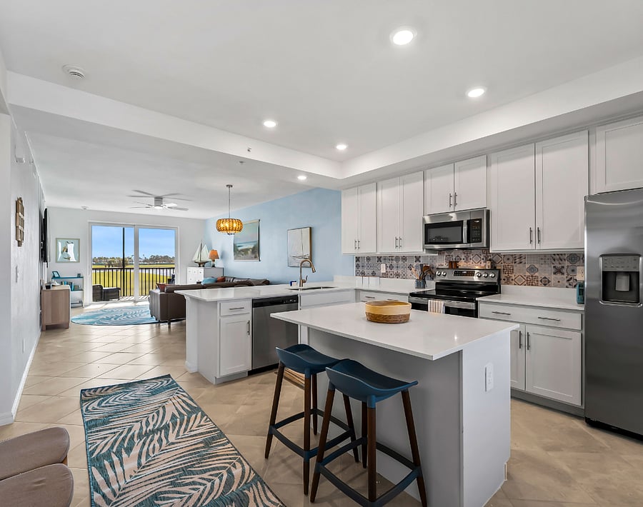 Kitchen to Living room