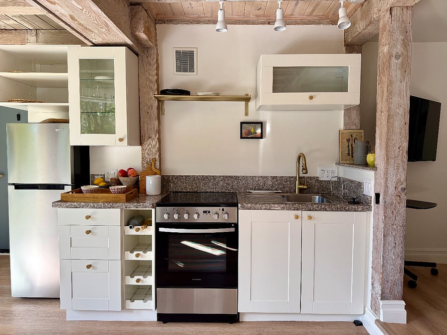 Fully equipped kitchen