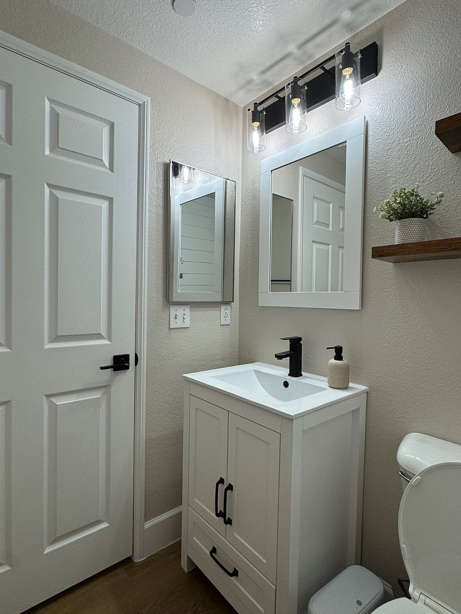 Downstairs Bathroom