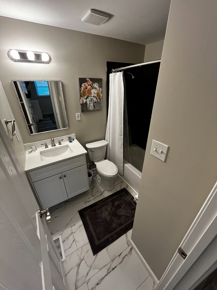 Hall Bathroom